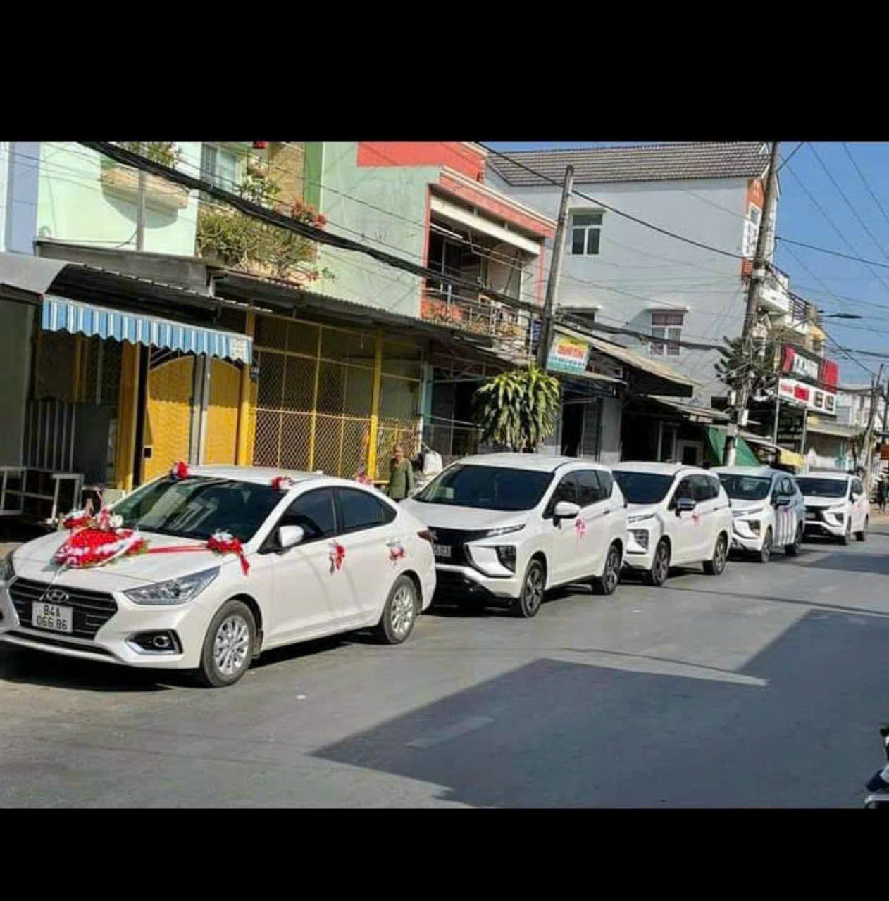 Thuê xe 4 chỗ Sài Gòn đi Cần Thơ